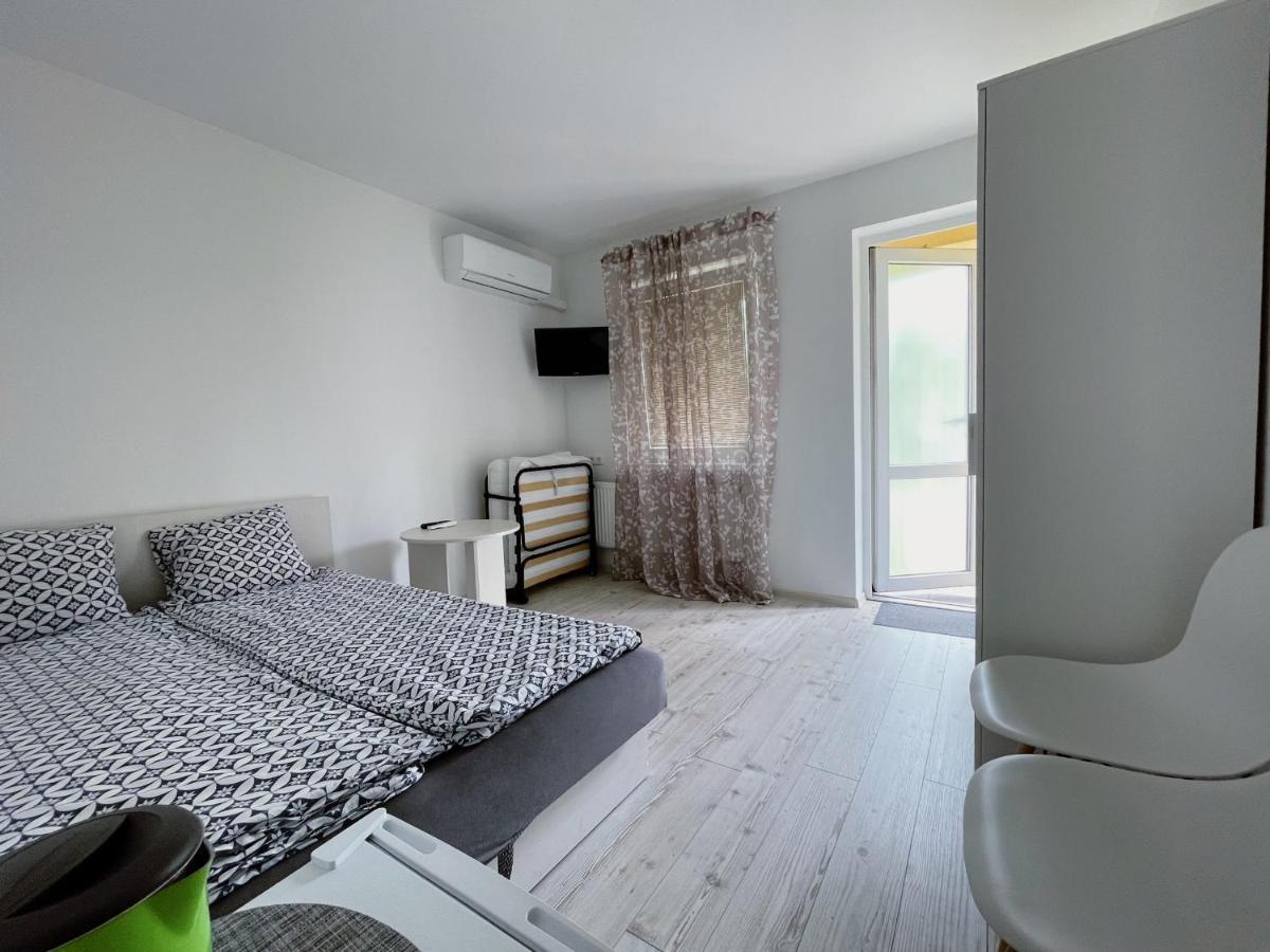 Poilsis Dzuku 10 A Hotel Palanga Ngoại thất bức ảnh