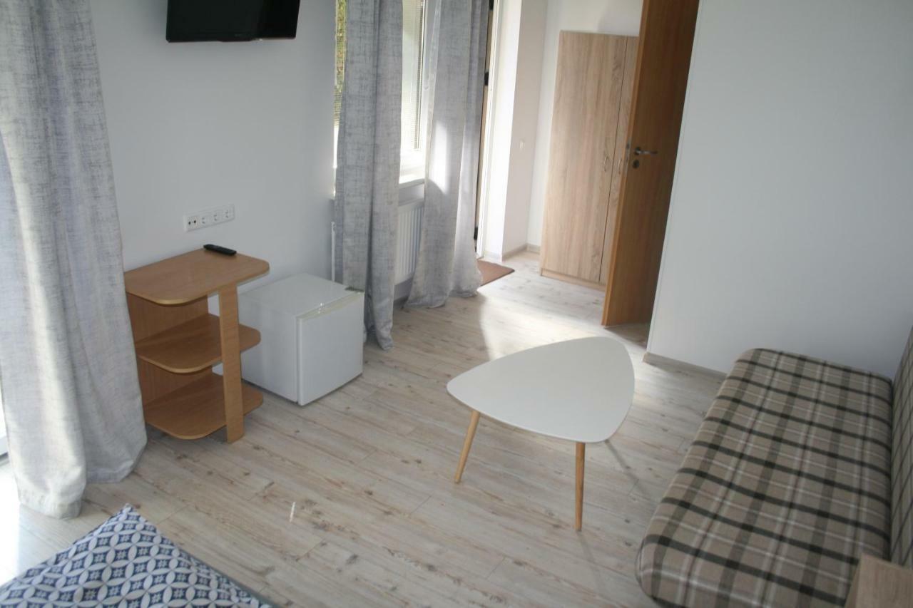 Poilsis Dzuku 10 A Hotel Palanga Ngoại thất bức ảnh